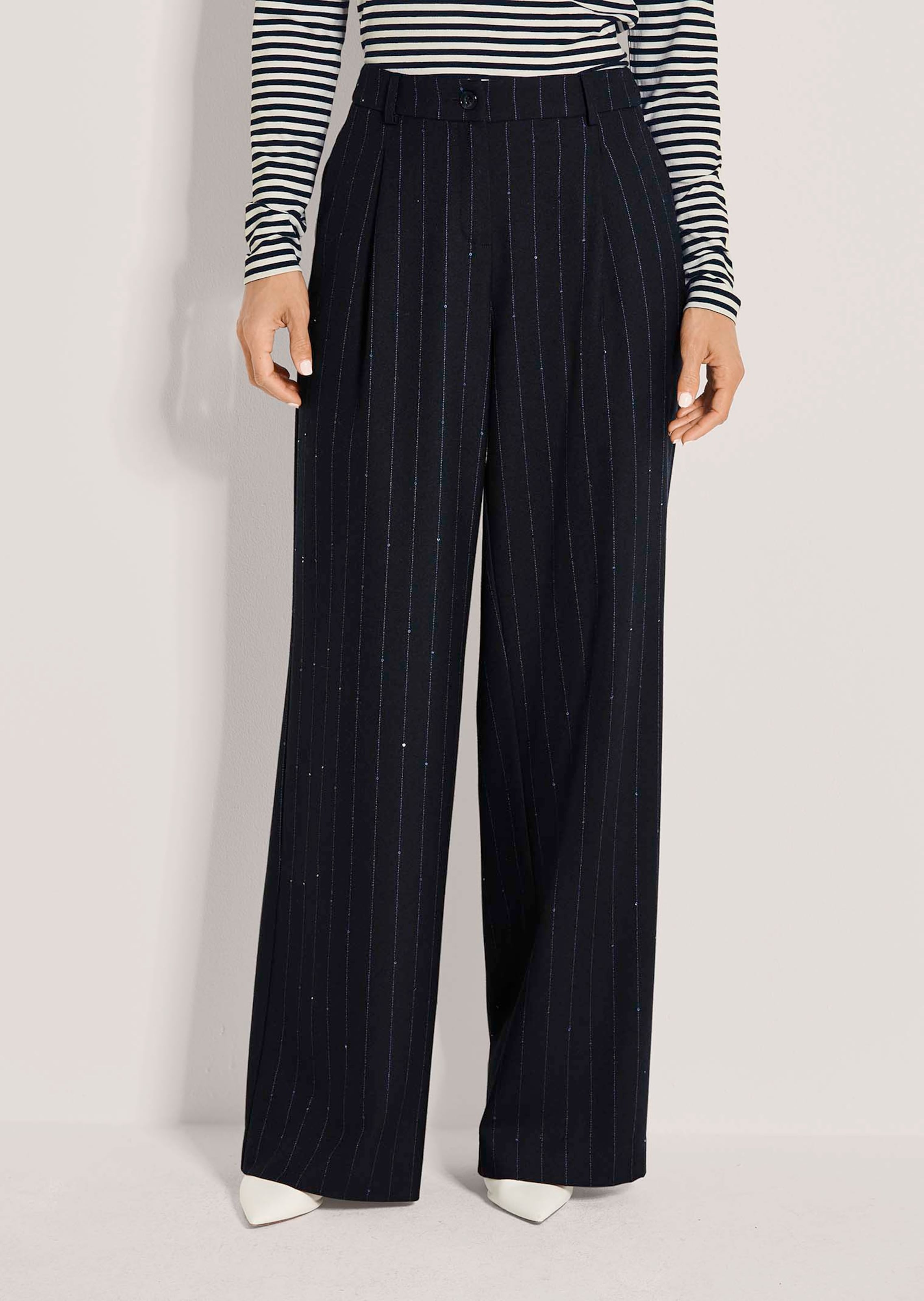 Nadelstreifenhose mit Pailletten