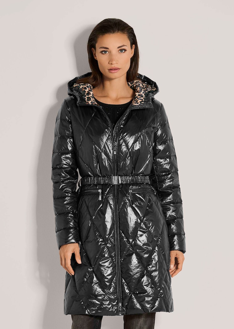 Steppjacke mit Kapuze und Leo-Futter