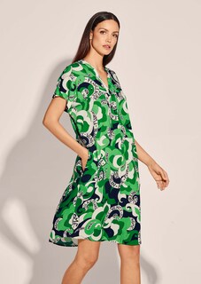 Robe thumbnail 1