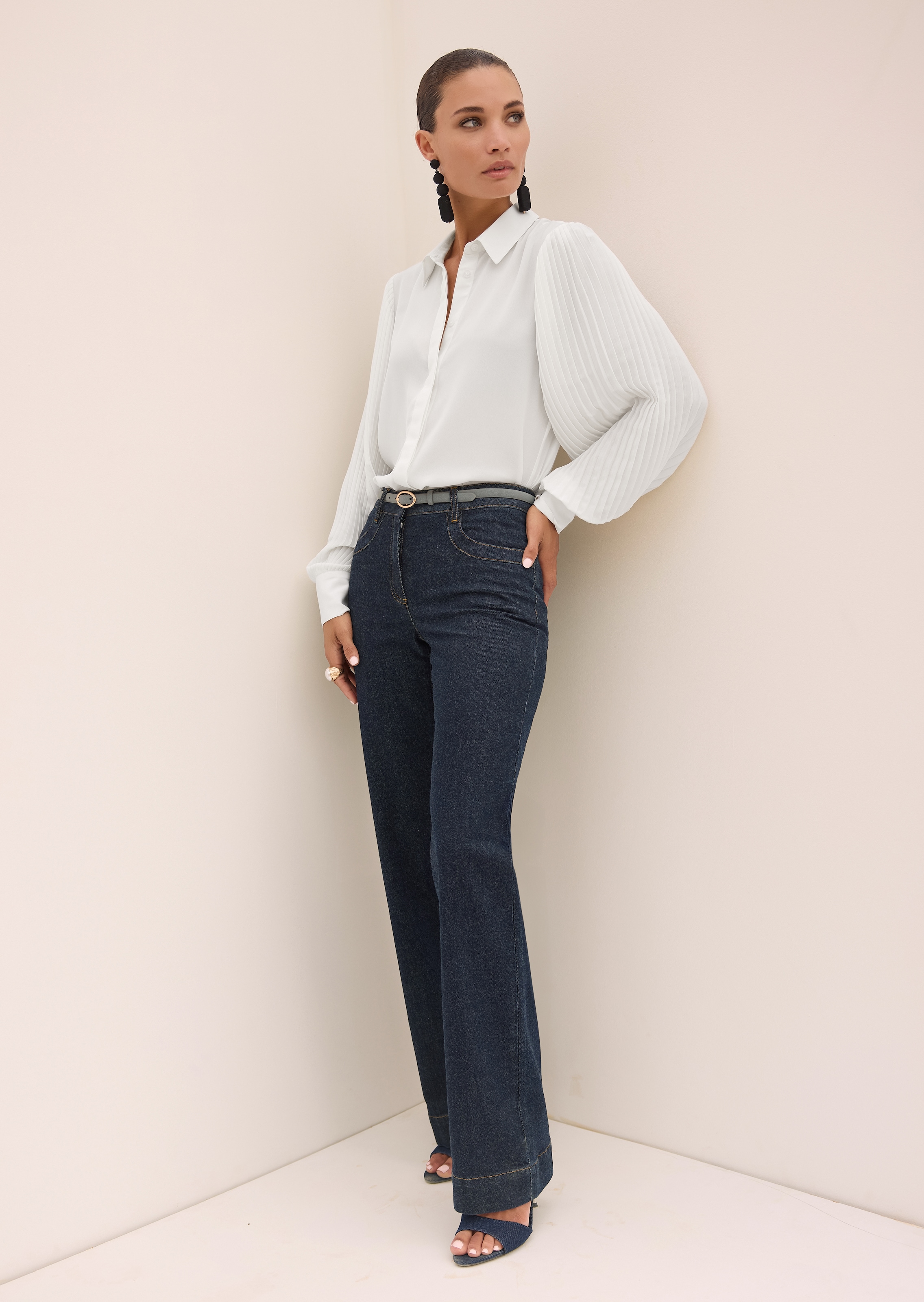 Wide-Leg-Jeans mit dunkler Waschung