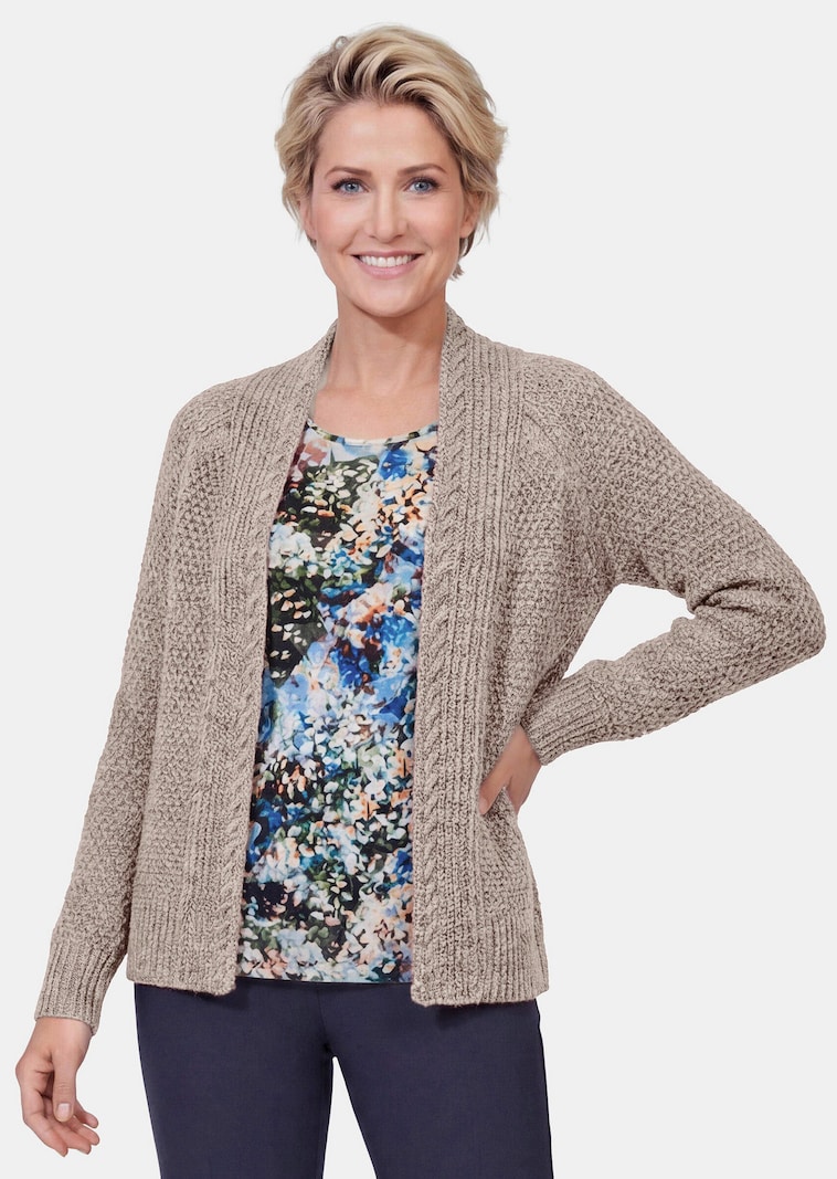 Zeitlose Strickjacke in Grobstrick