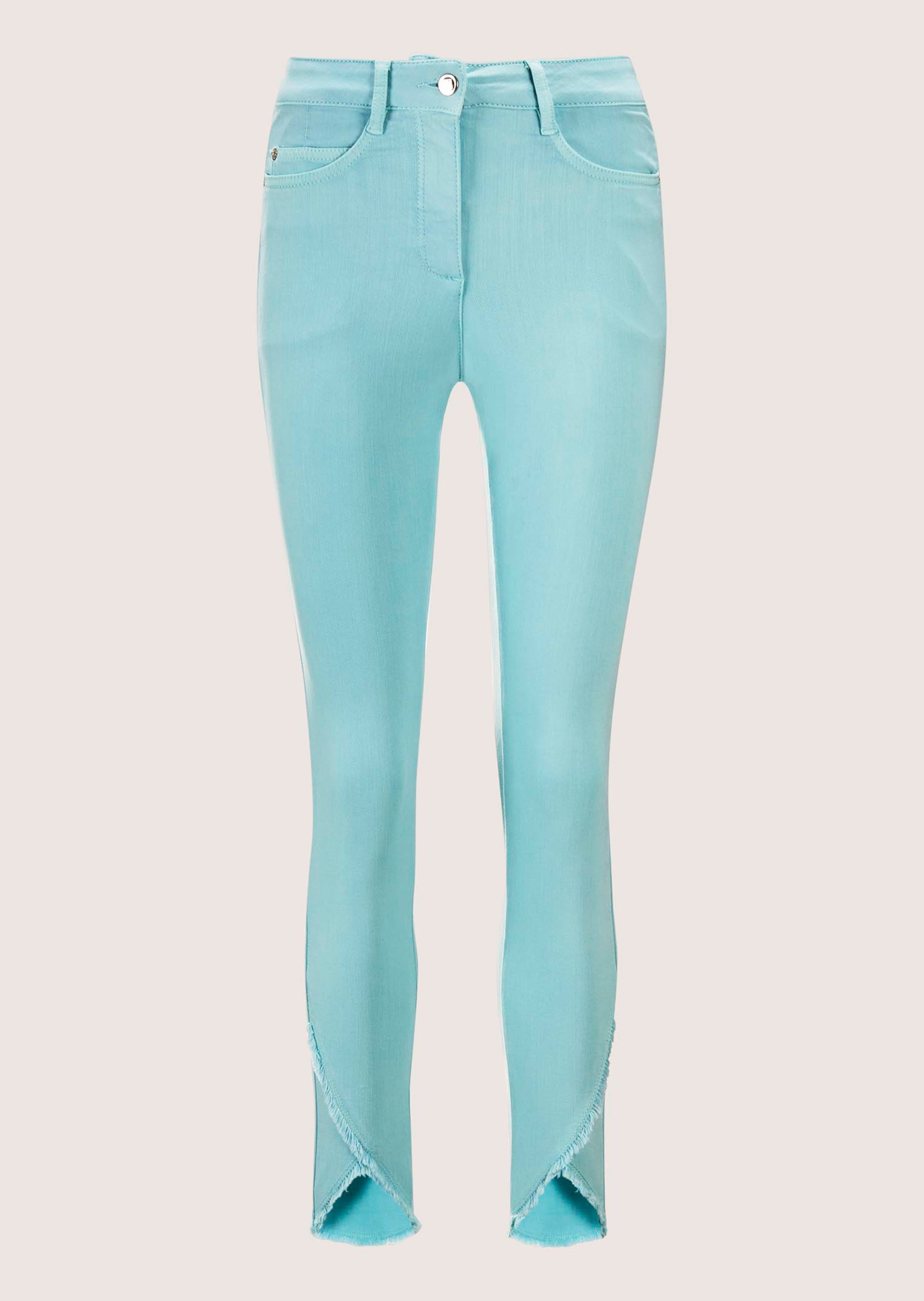 Slim-fit jeans with frayed hem