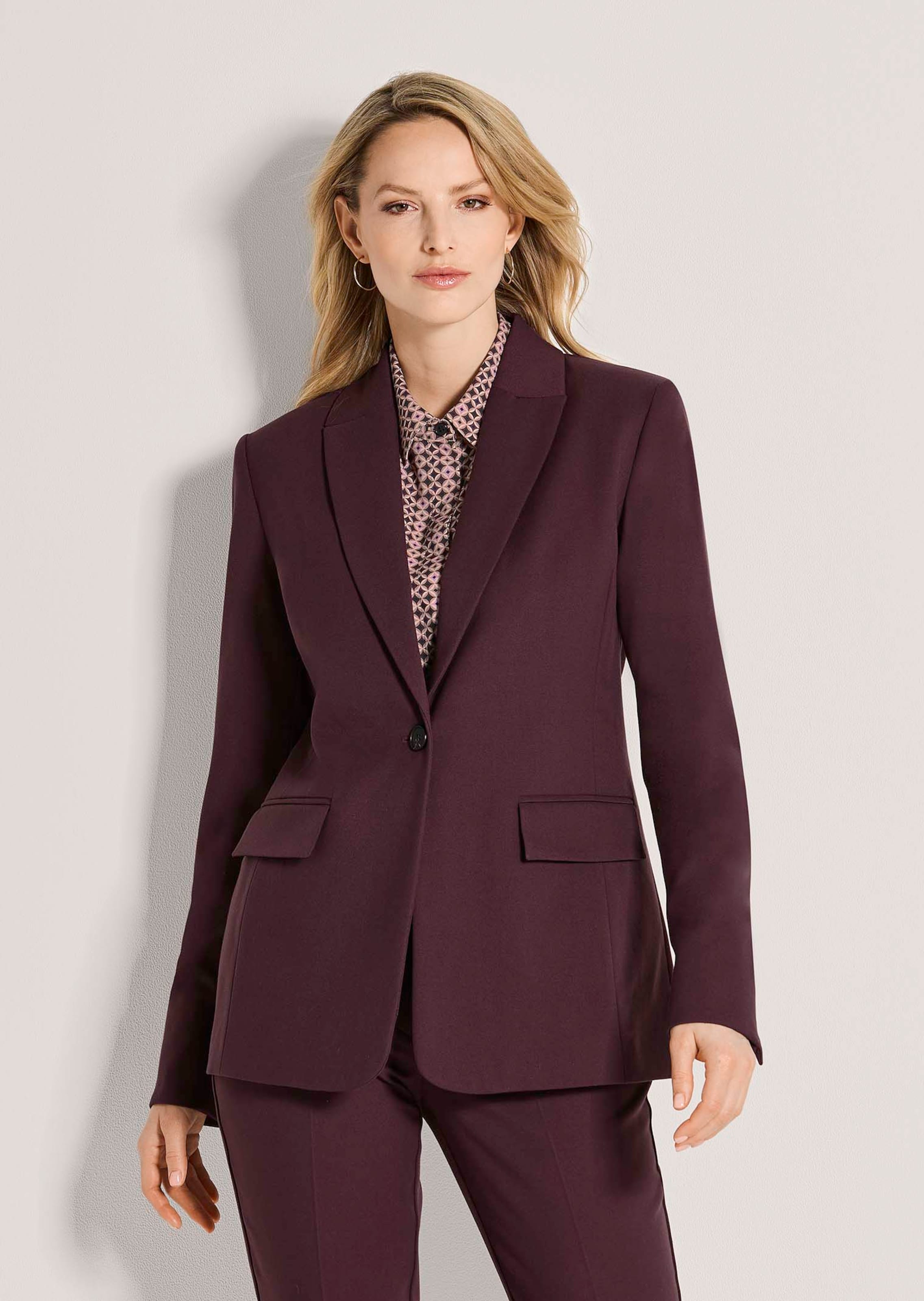 Blazer élégant avec col à revers et poches à rabat