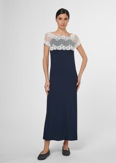 Nachtkleid mit edlem Spitzenbesatz thumbnail 2