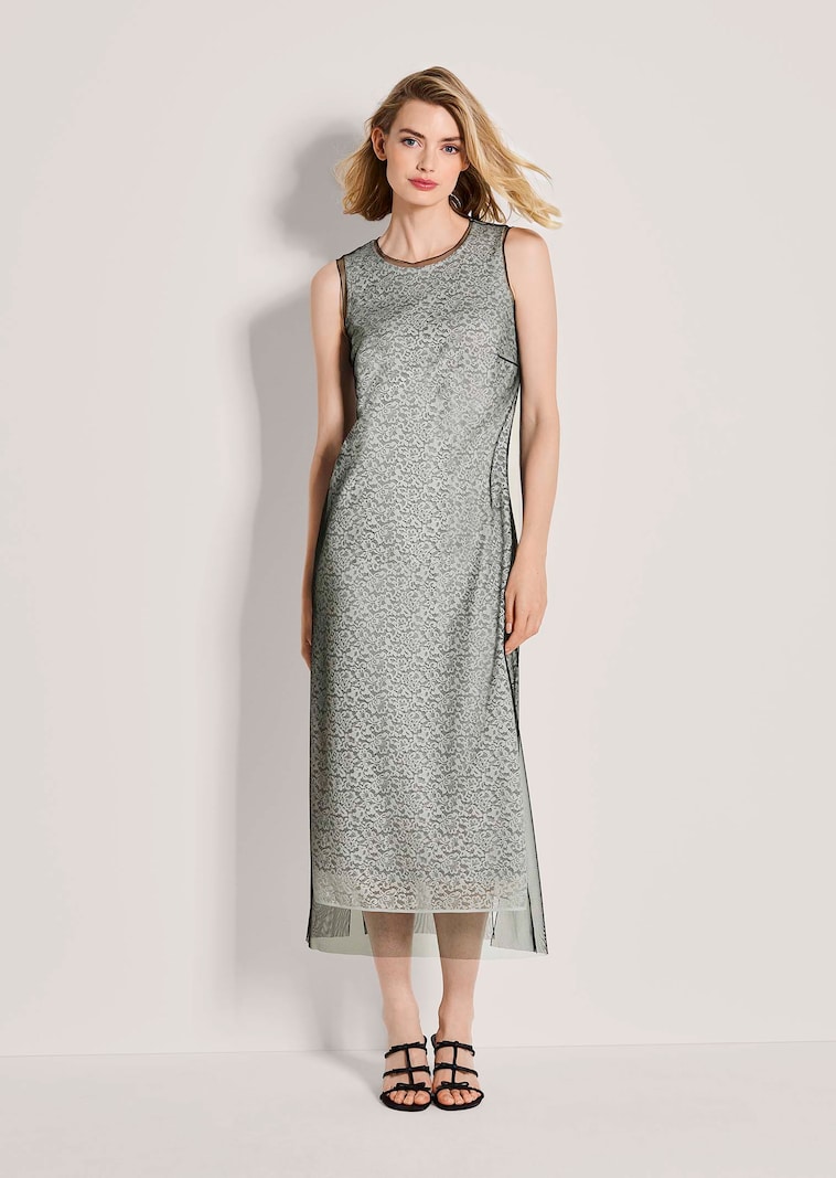 Ärmelloses Kleid im Lagenlook