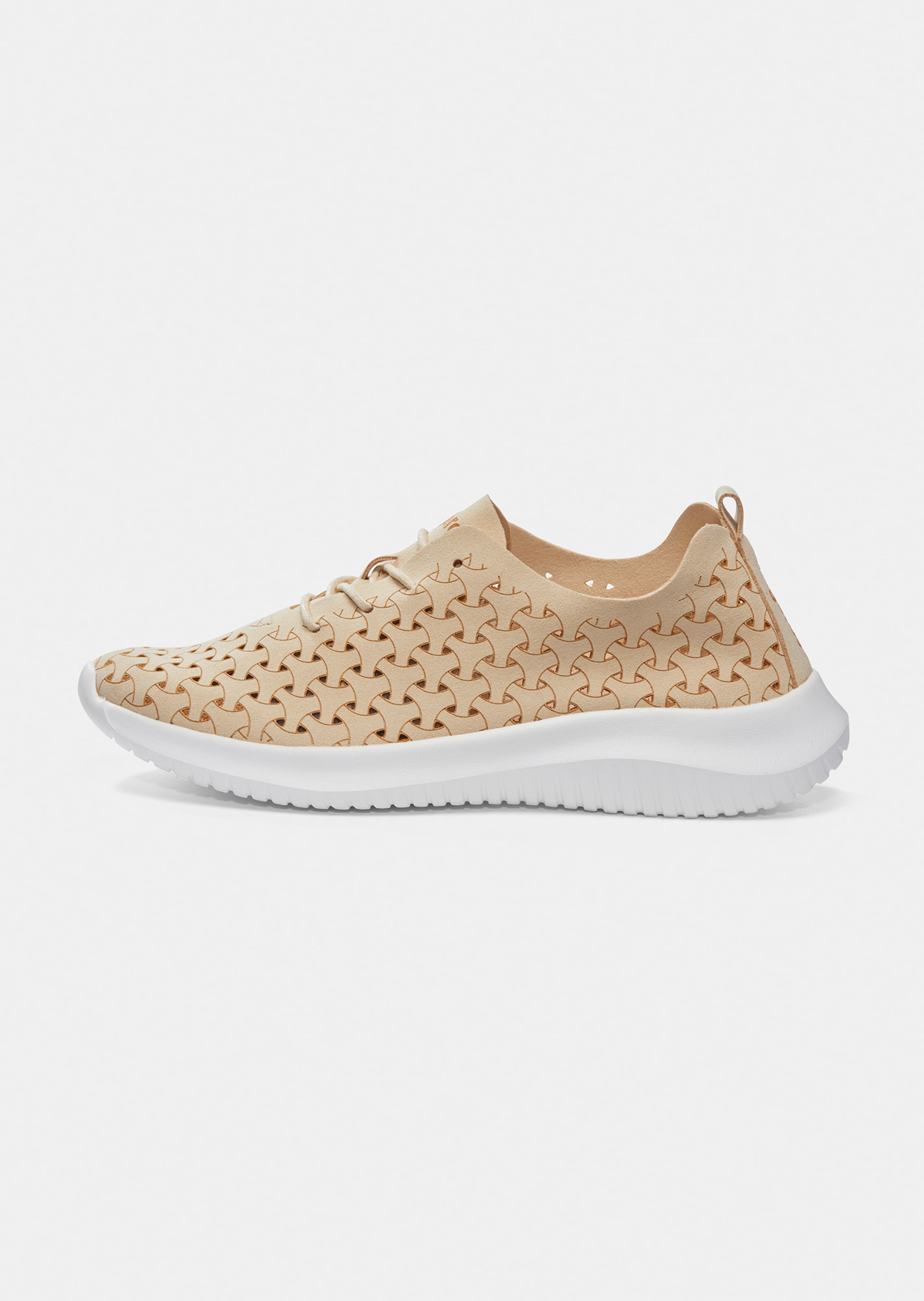 Extraleichte Halbschuhe mit Lochmuster