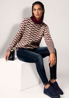 Pull à motif zigzag et col roulé thumbnail 5