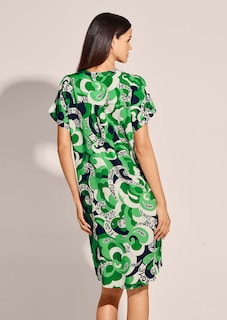 Robe thumbnail 3