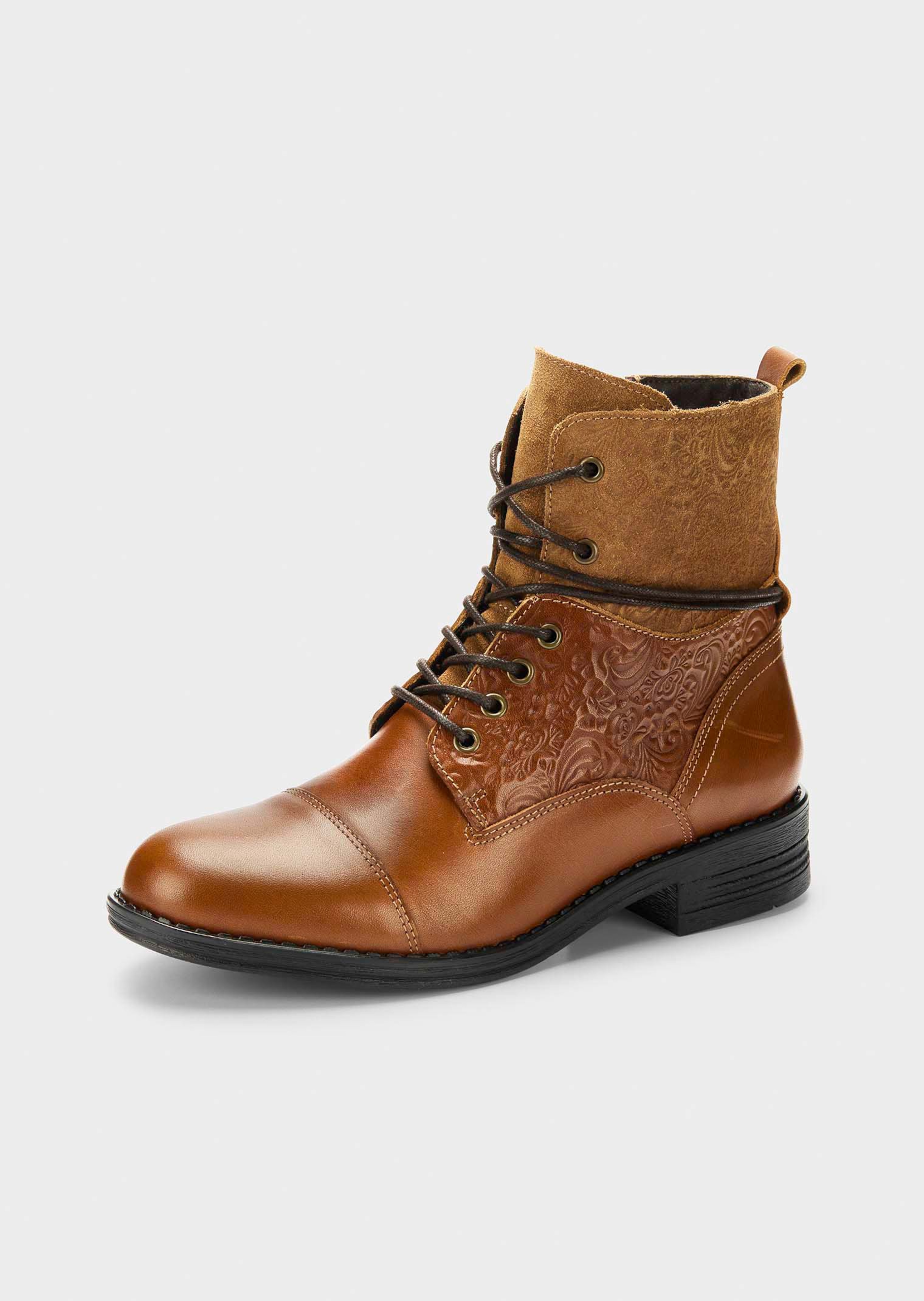 Bottines en cuir marqué