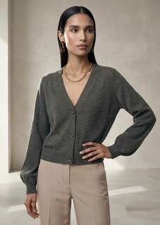 Cardigan thumbnail 1