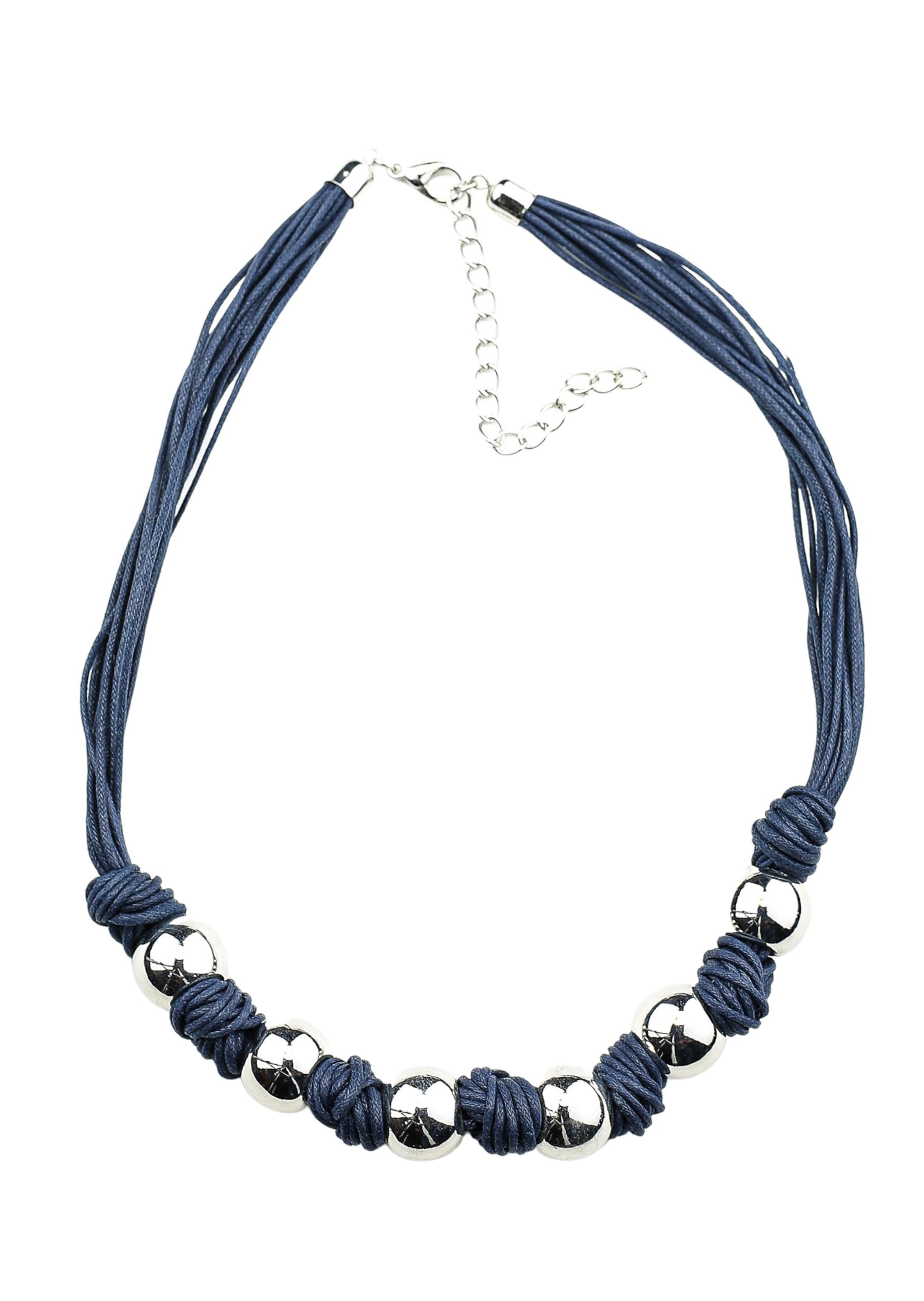 Geknotete Kette mit Metallkugeln