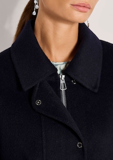 Double-faced jacket in a modern, boxy cut thumbnail 6