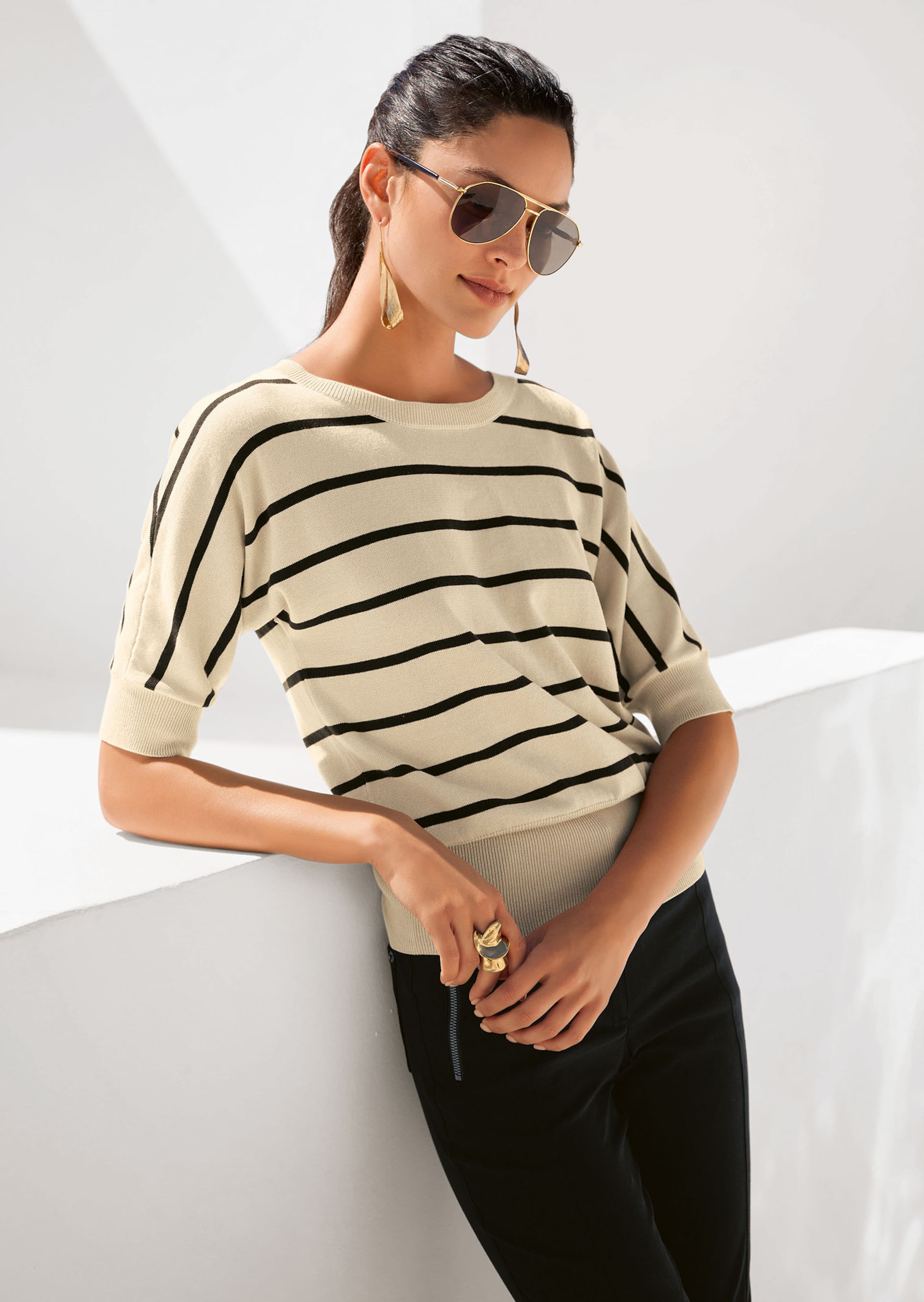 Pull. Pur coton