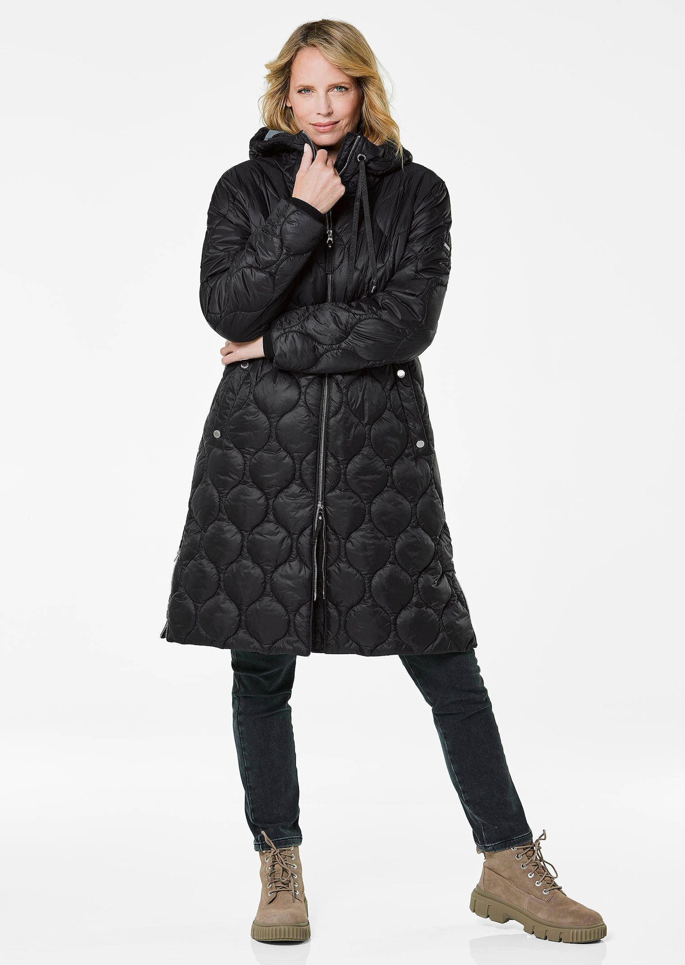 Steppmantel mit Kapuze