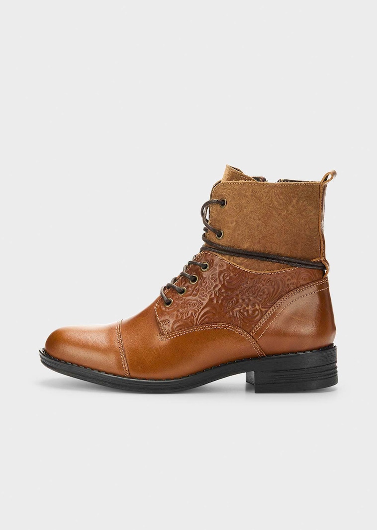 Stiefeletten aus geprägtem Leder