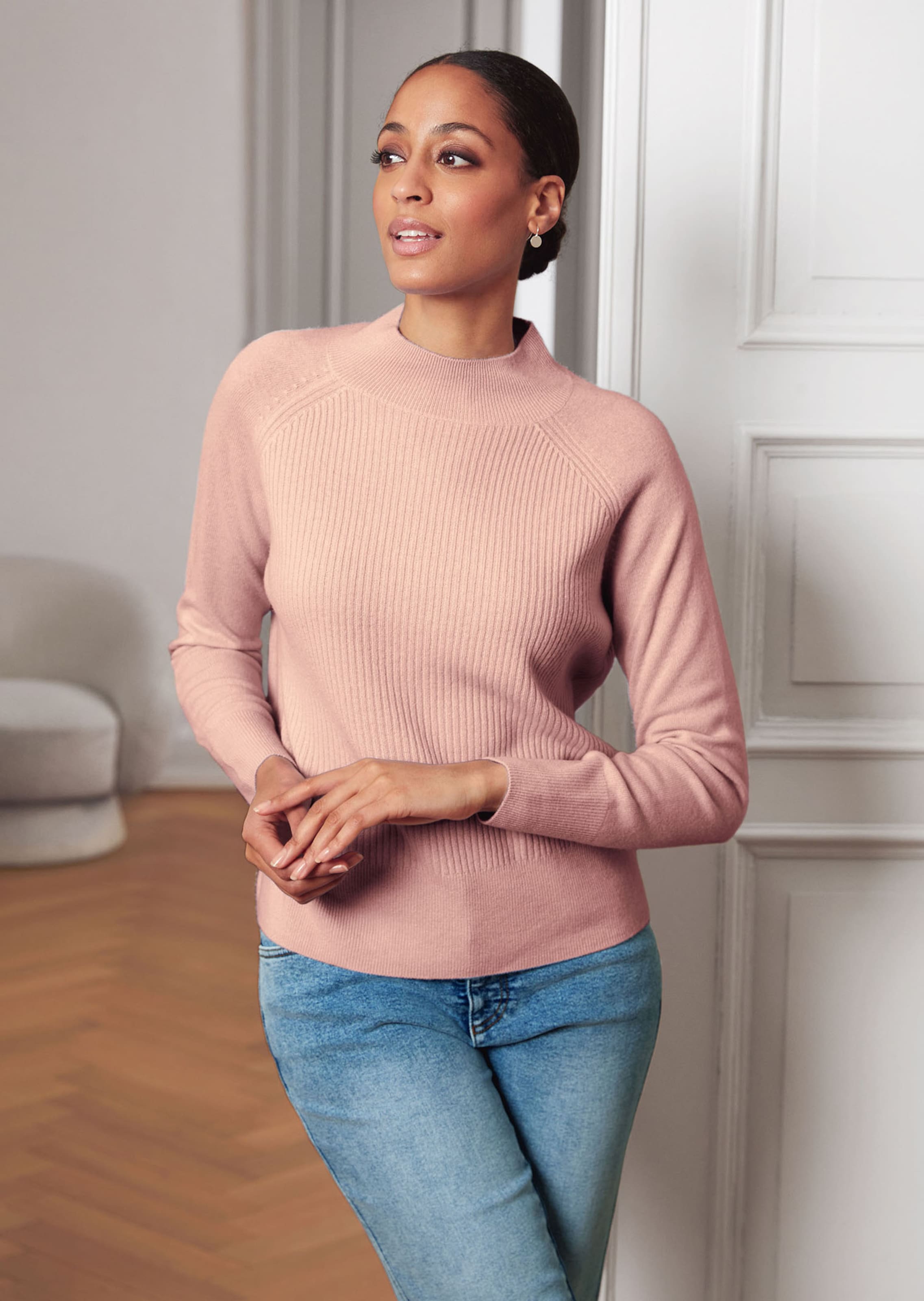 Stehkragen-Pullover in Oversize-Form