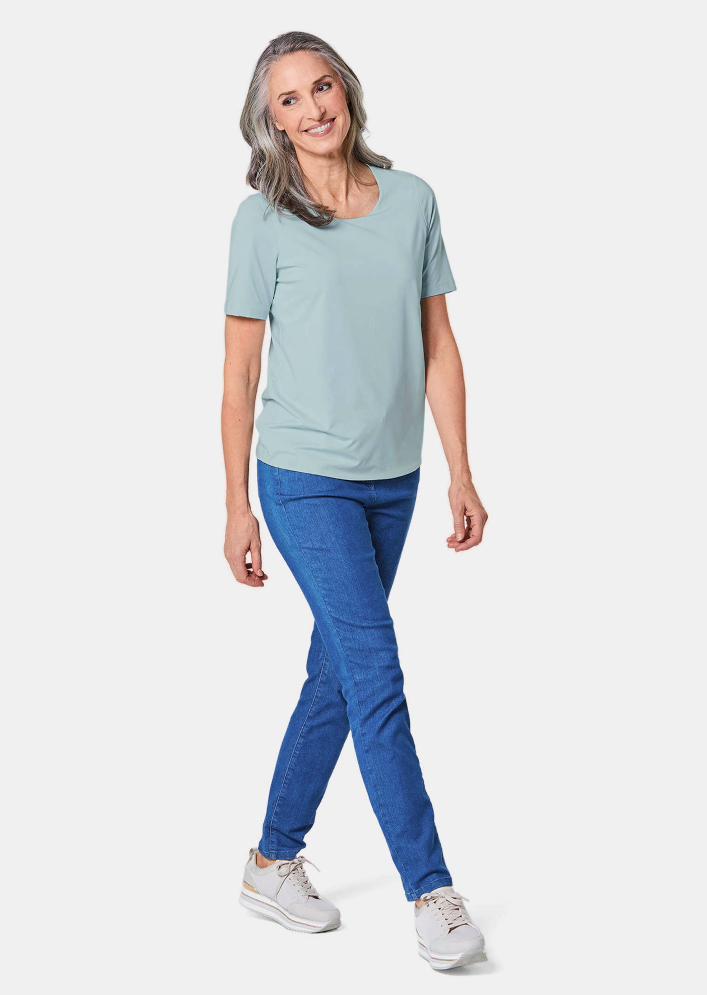 Verzorgd shirt dat mooi in model blijft thumbnail 2