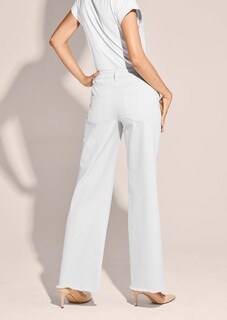Jeans thumbnail 4