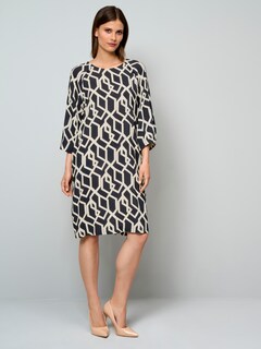 Robe thumbnail 3