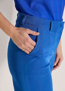 Ausgestellte Bügelfalten-Hose thumbnail 6