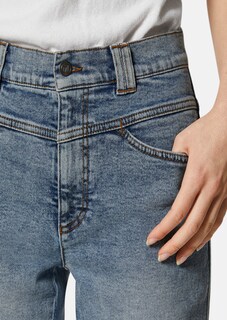 Jeans mit geradem Bein thumbnail 6