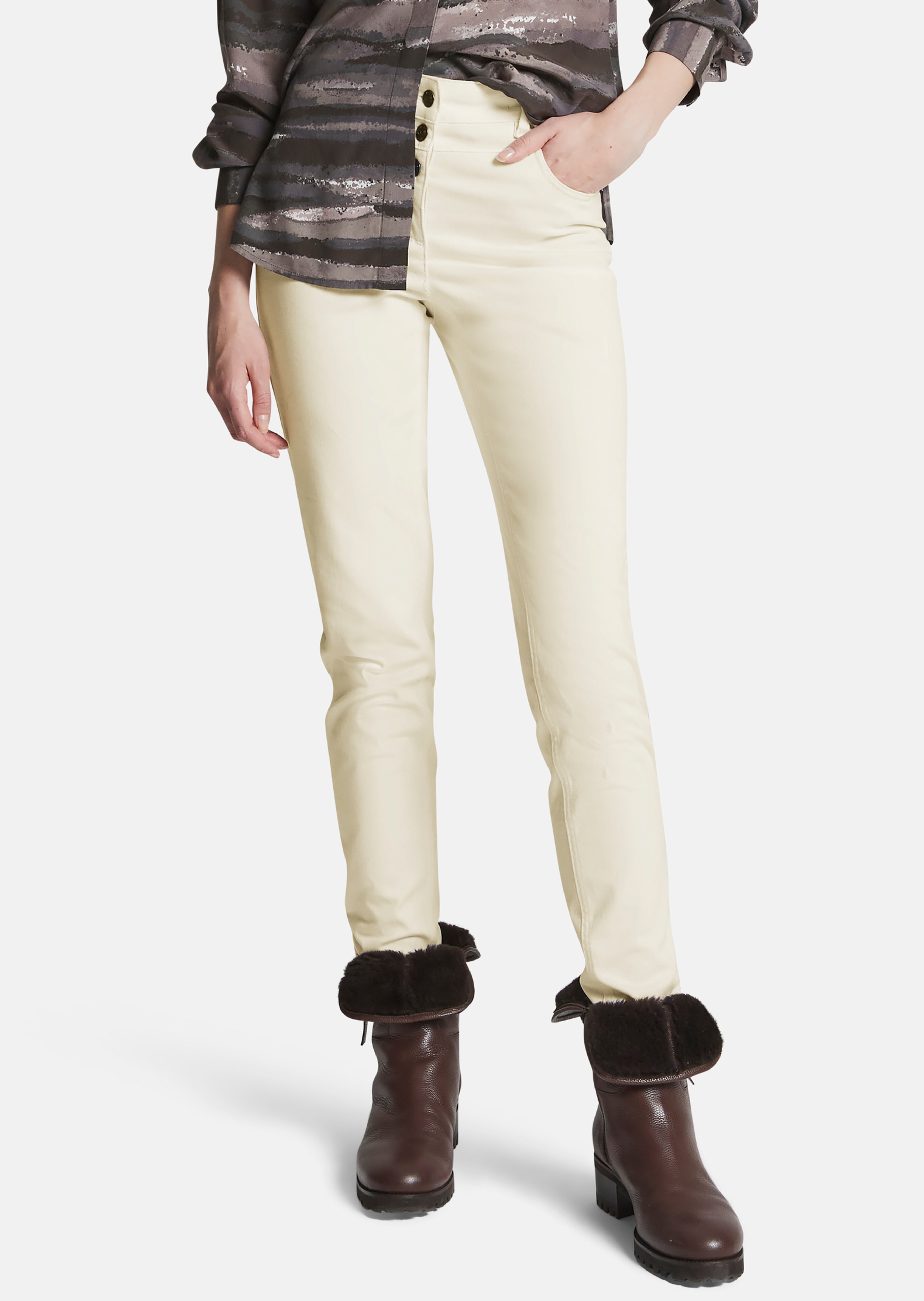 Highwaist-Jeans aus Power-Stretch