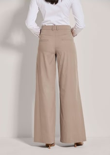 Weite Hose mit Taschen thumbnail 4