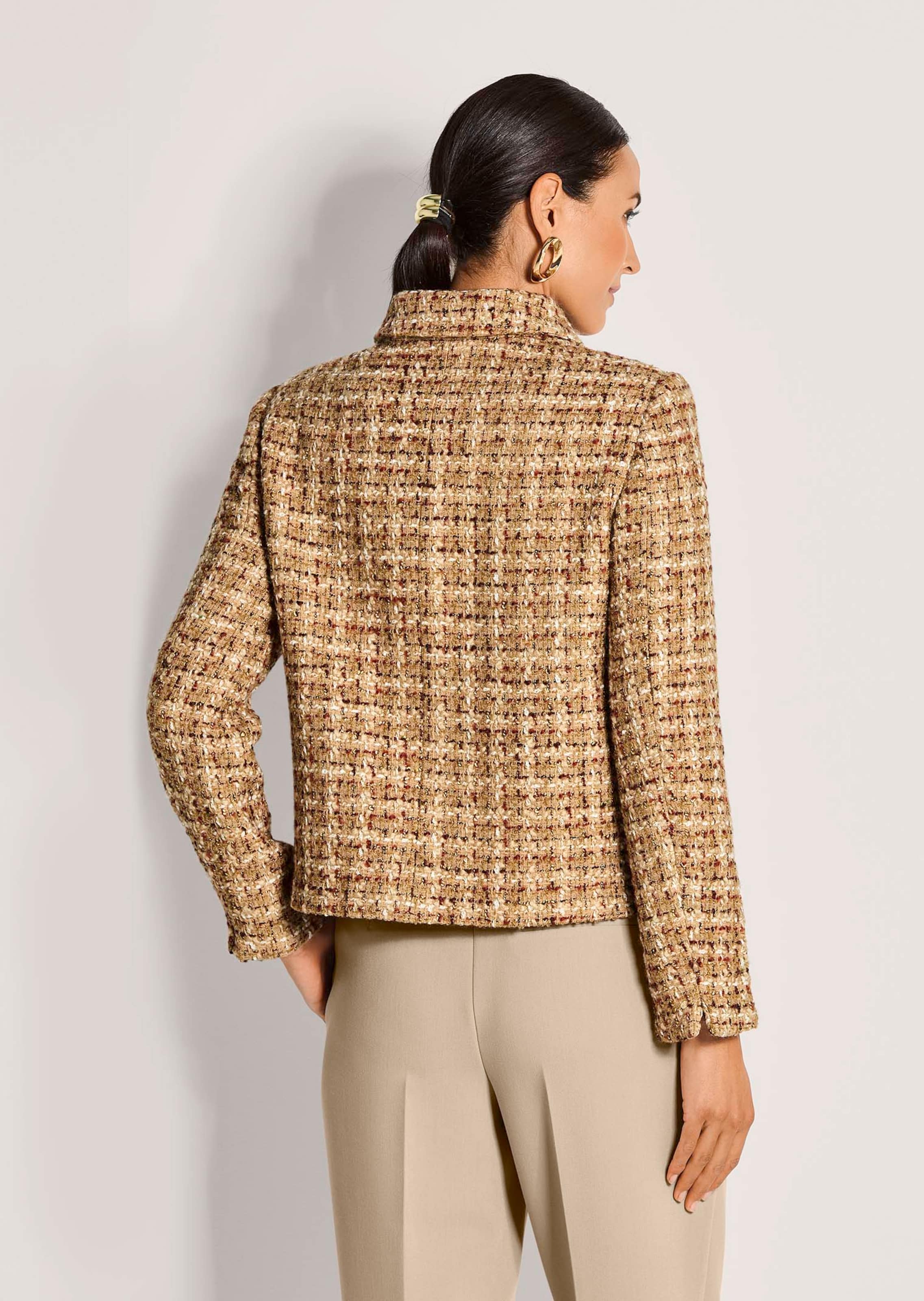 Tweed-Blazer in modischer Kurzform thumbnail 4