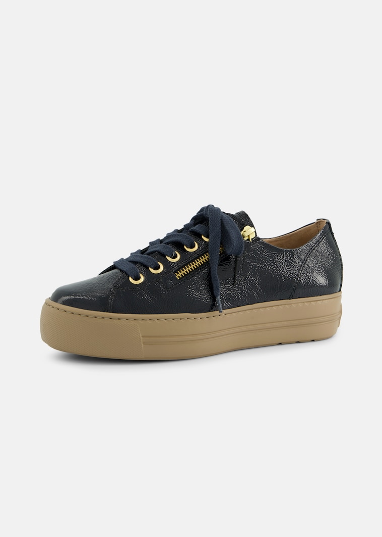 Sneaker aus Leder mit Plateausohle