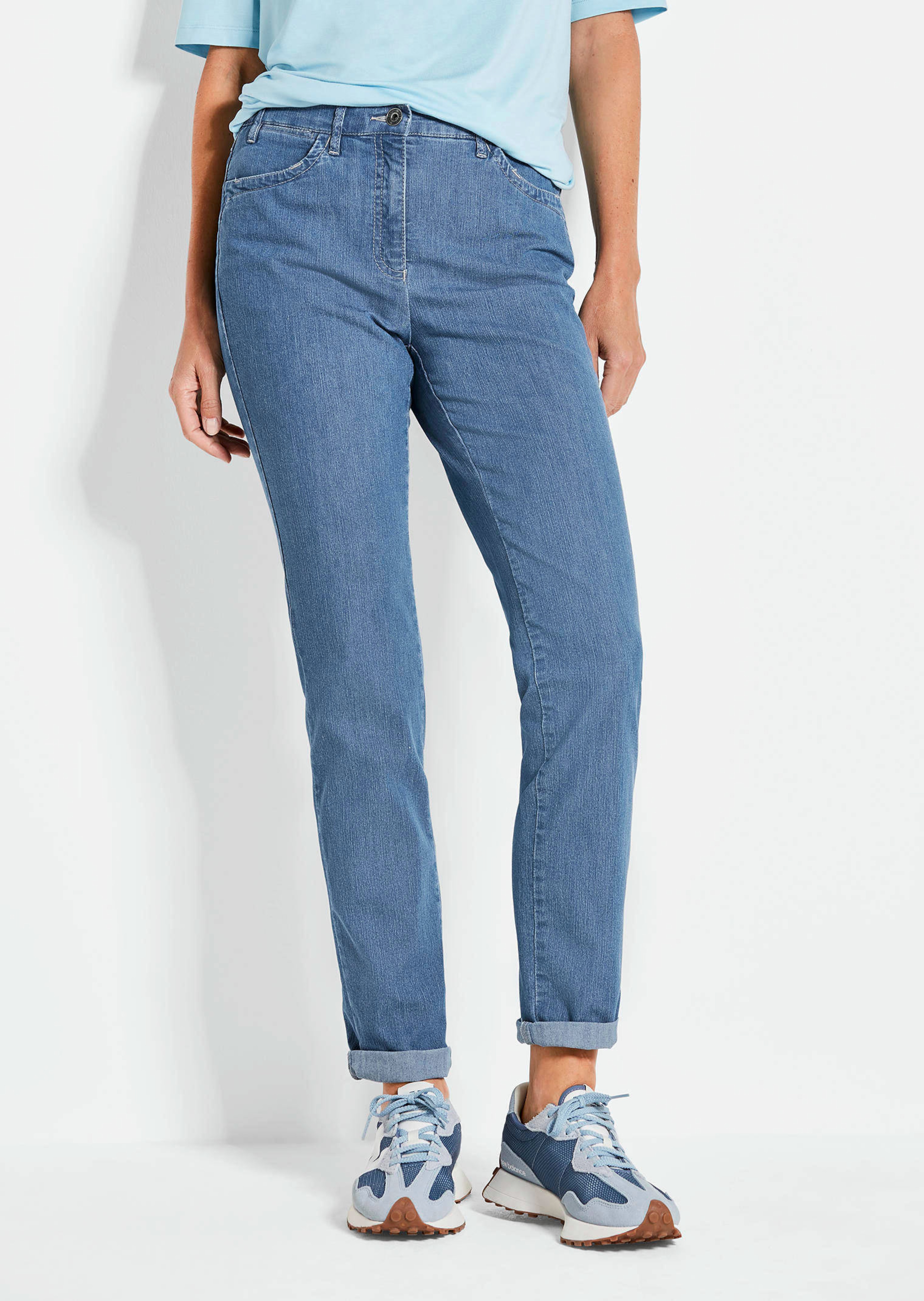 Jeans LOUISA mit Stickerei