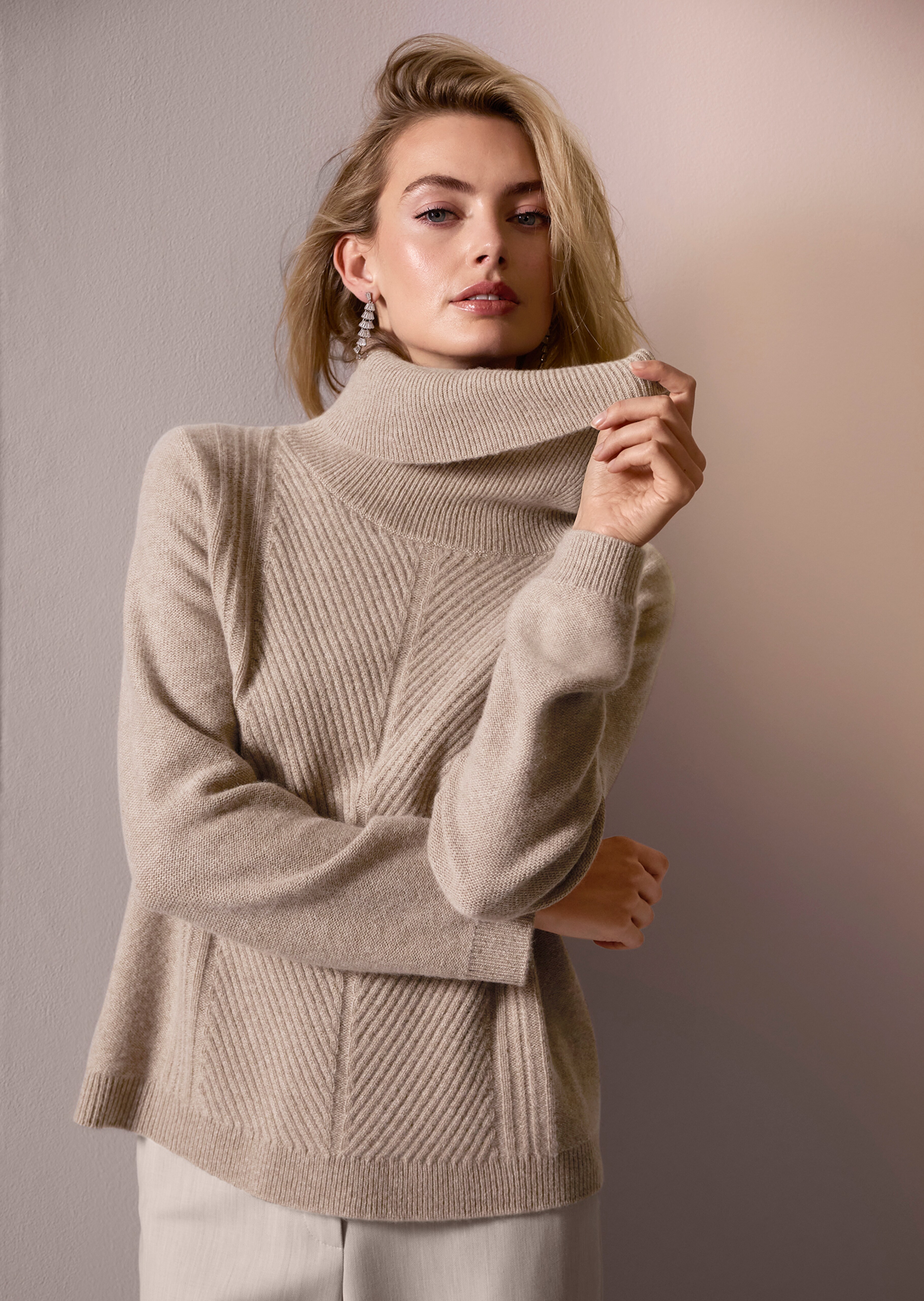 Pull. Pur cachemire