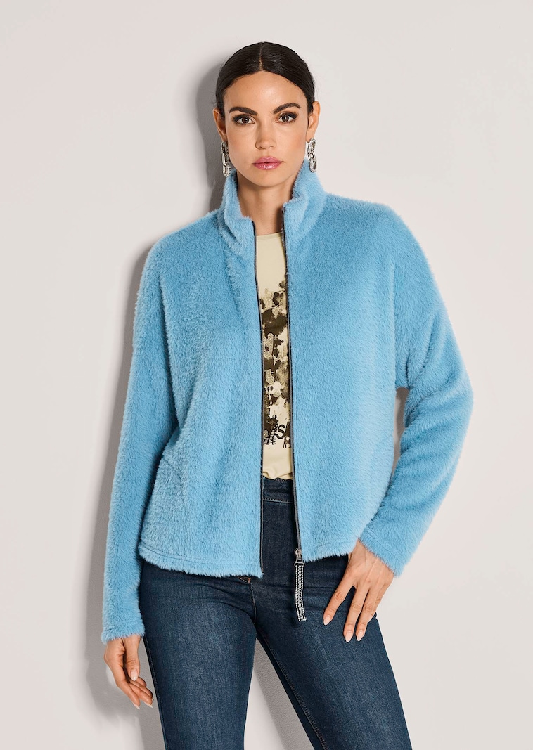 Veste courte en fausse fourrure tendance