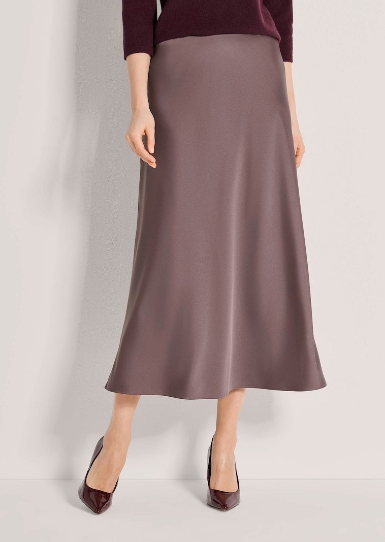 Jupe midi en satin, légèrement évasée en ligne A