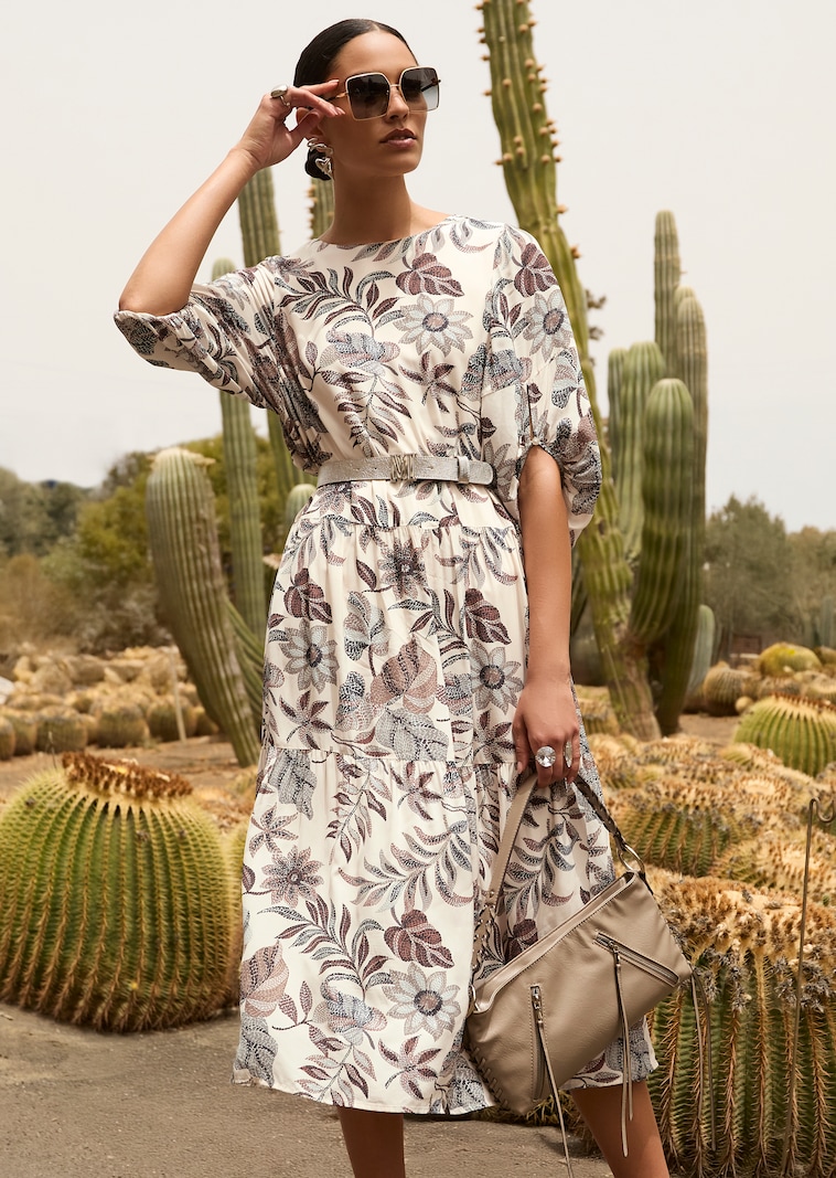 Midi-Kleid mit Puffärmeln