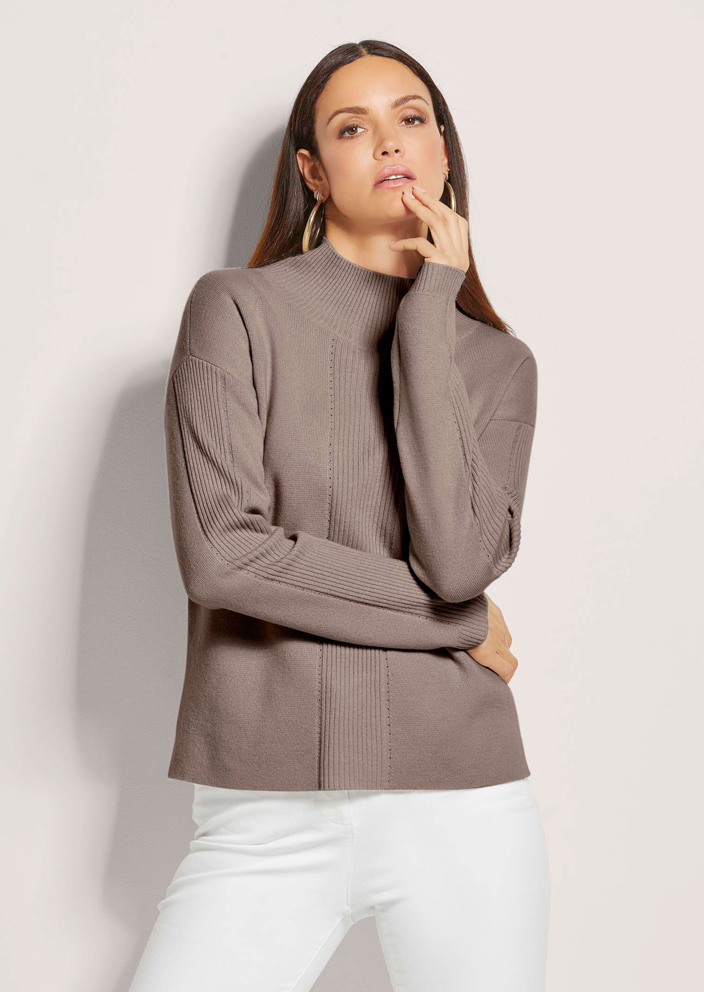 Kurzer Stehkragen-Pullover mit Good Cashmere