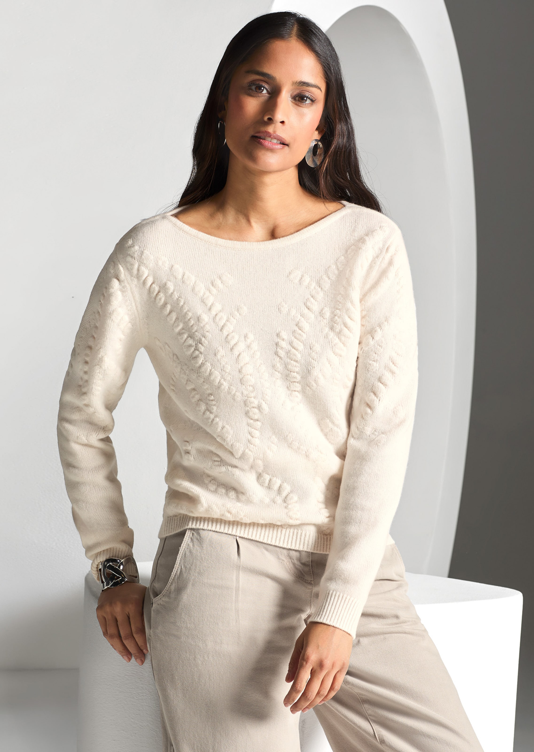 Pull en cachemire et maille structurée