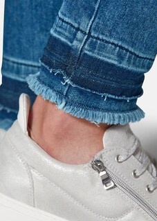 Jeans thumbnail 6