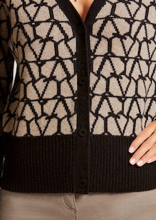 Cardigan thumbnail 6