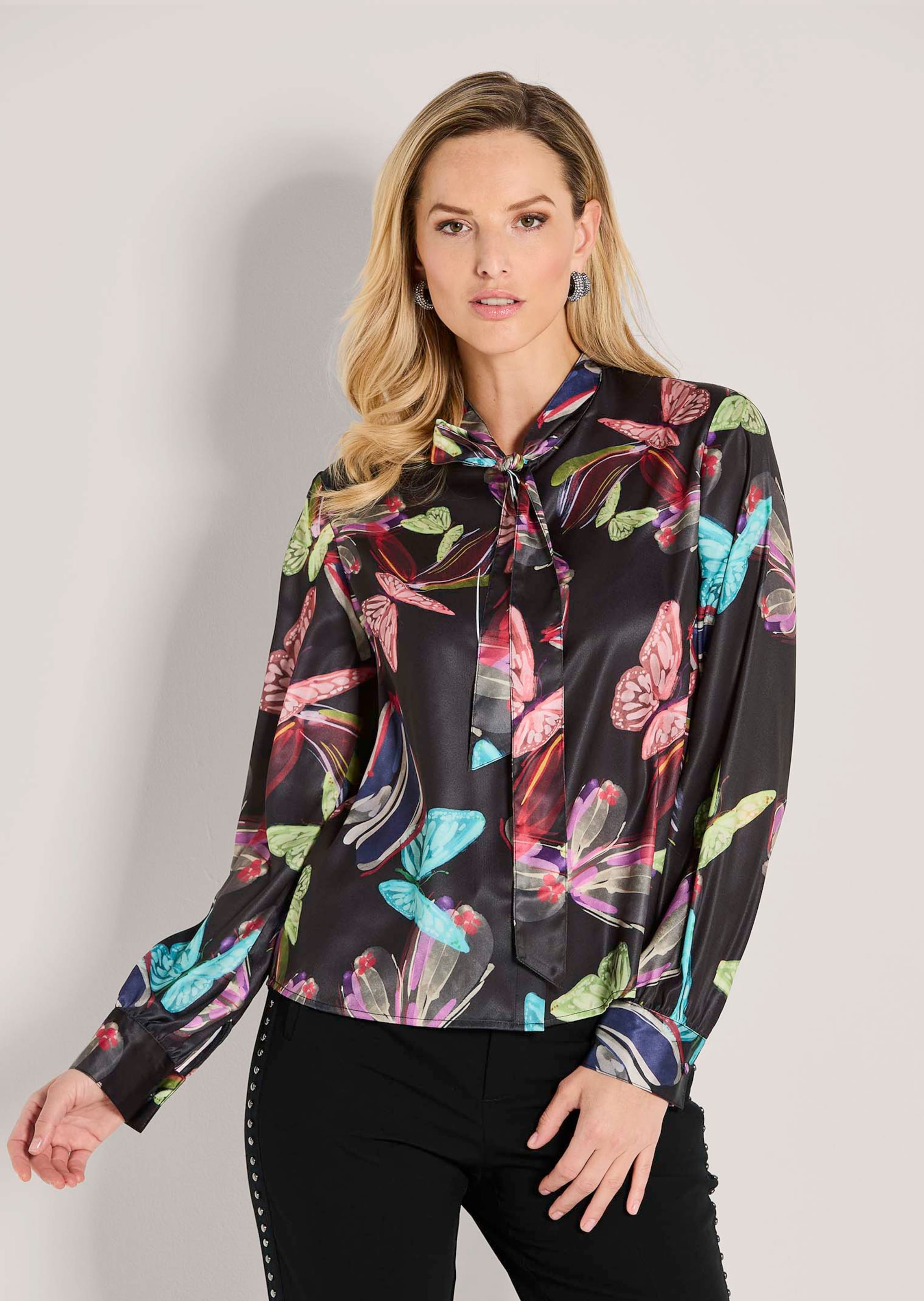 Schluppenbluse mit farbstarkem Print