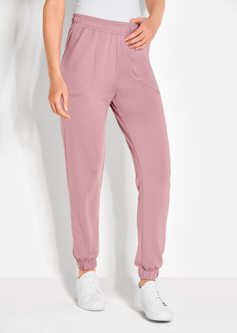Joggingbroek met modieuze boorden