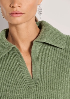 Schimmernder Pullover mit Polo-Kragen thumbnail 6
