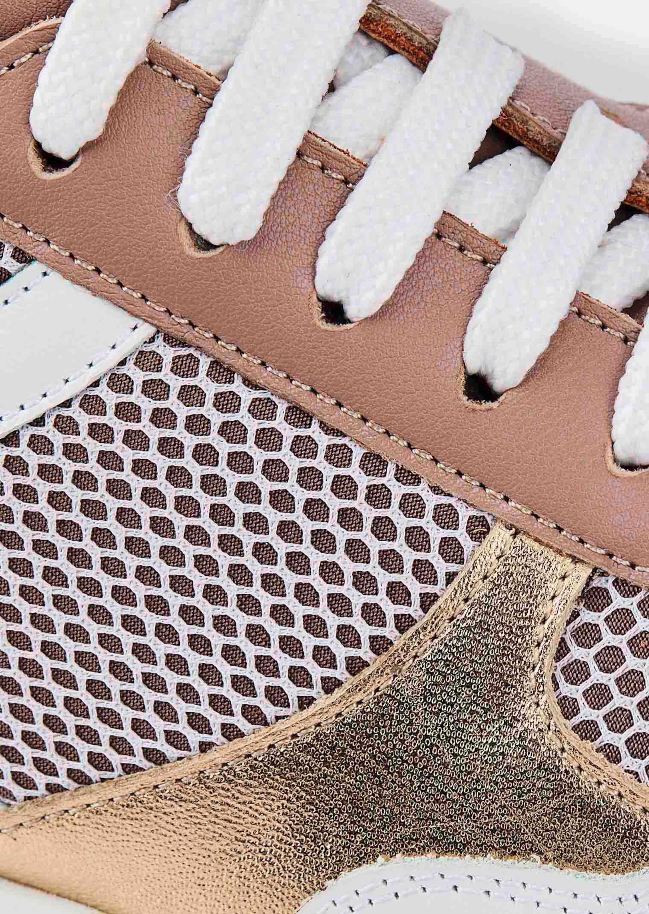 Baskets avec détail en tissu filet thumbnail 3