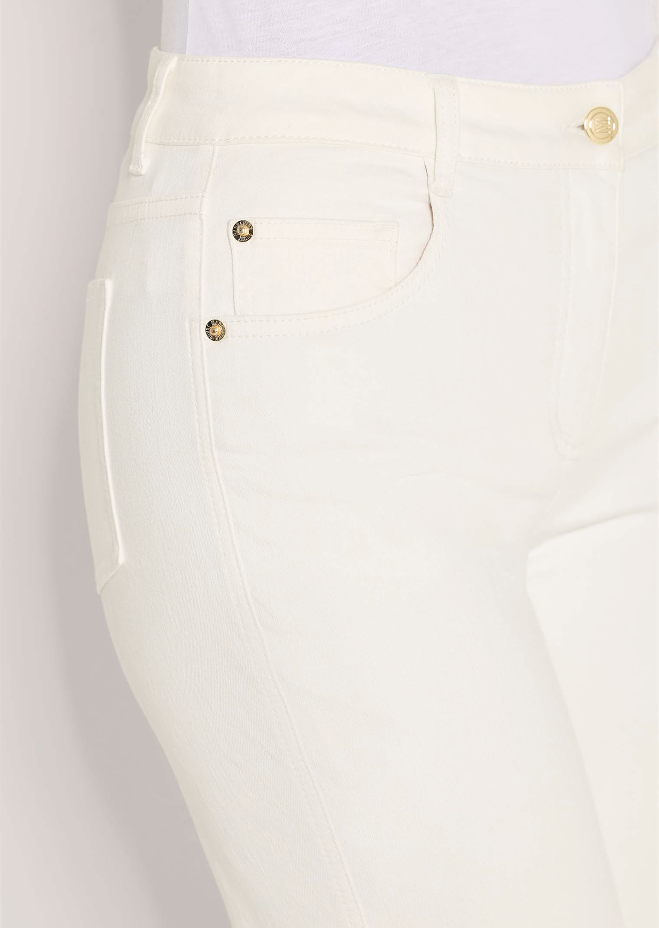 Cropped barrel jeans thumbnail 6
