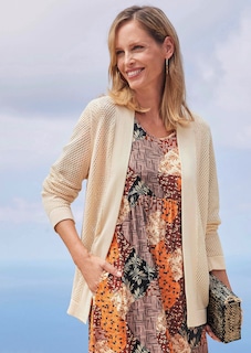Strickjacke in feinem Ajour-Lochmuster thumbnail 7