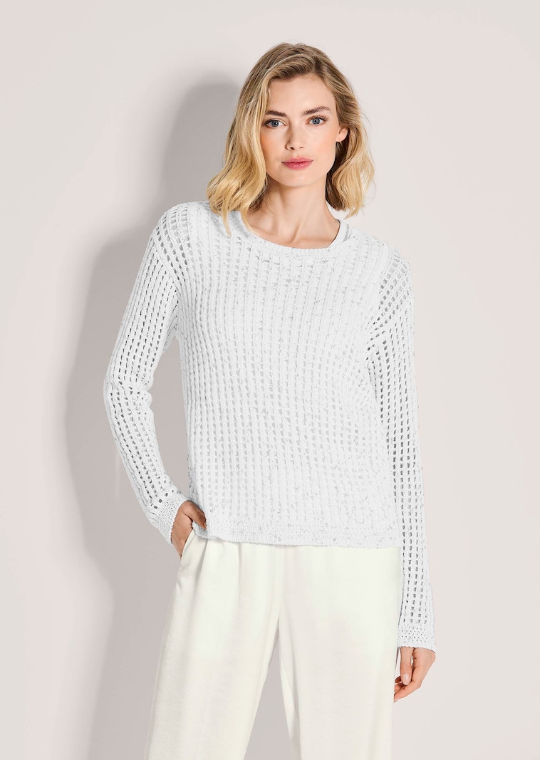 Luftiger Ajourpullover mit Glanzgarn