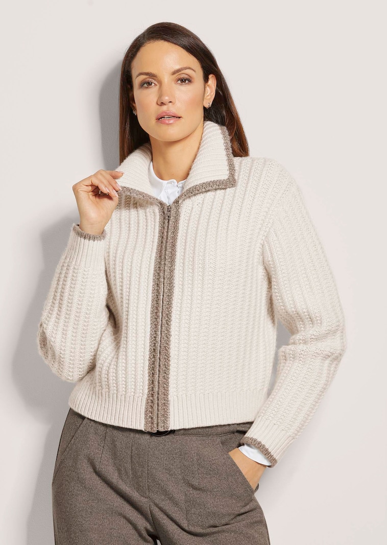 Strickjacke mit Reissverschluss