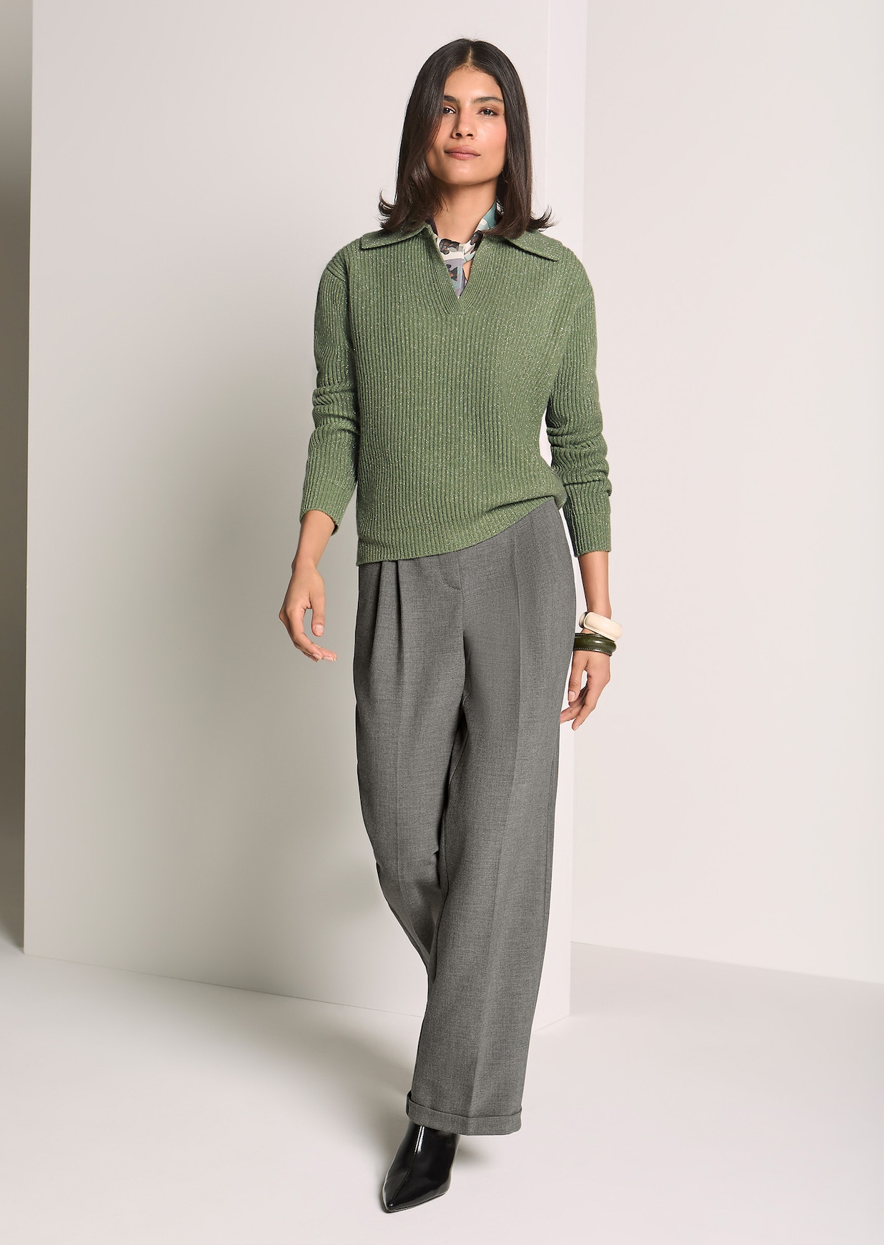 Pantalon à jambes larges avec bride décorative aspect cuir