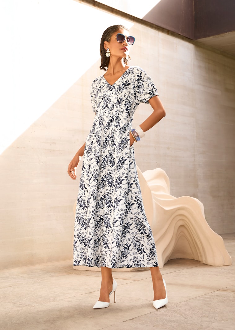 Blumenkleid mit V-Ausschnitt