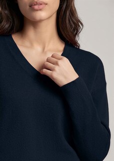 Pull en V en bon cachemire thumbnail 5