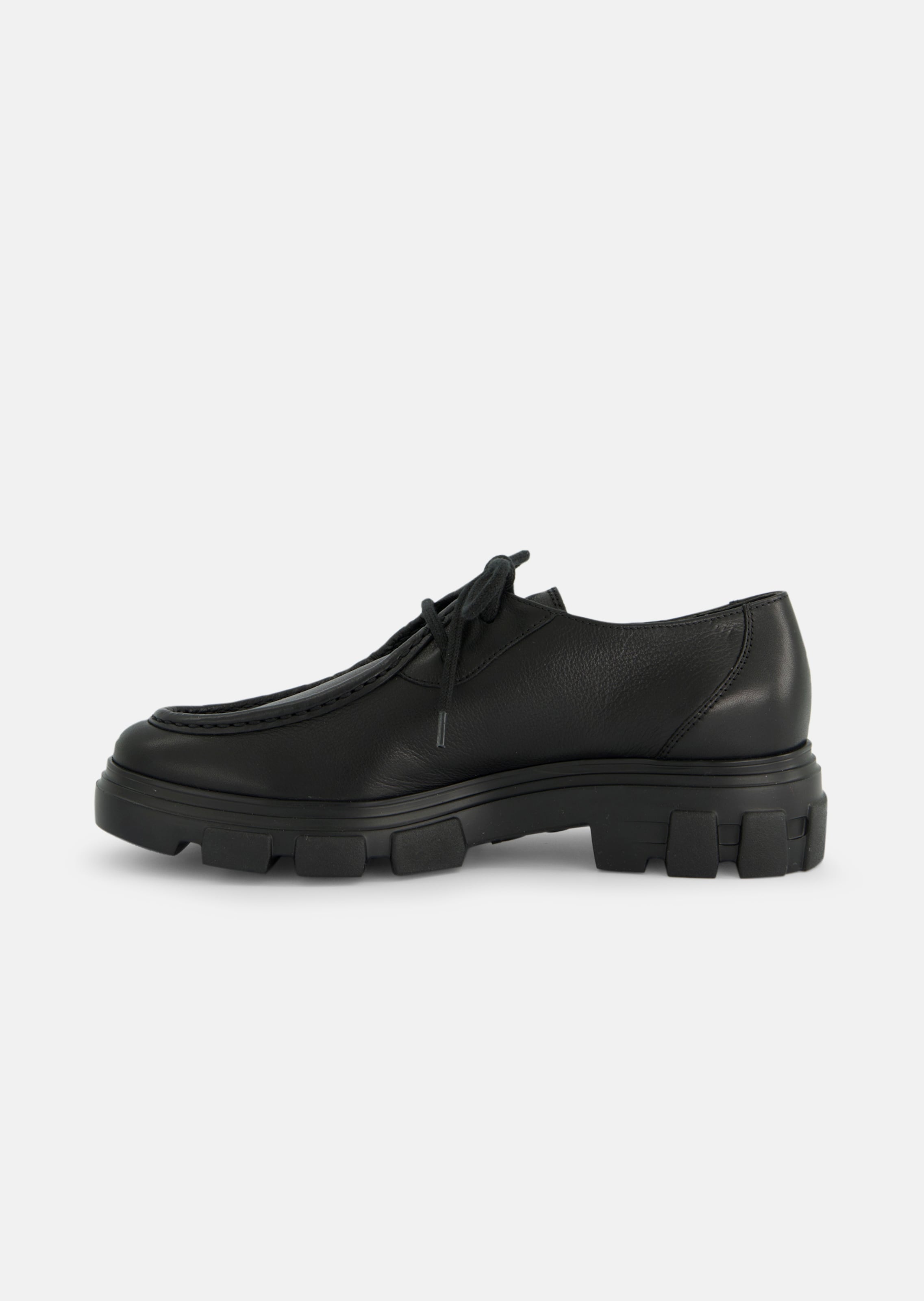 Chaussures à lacets avec couture mocassin